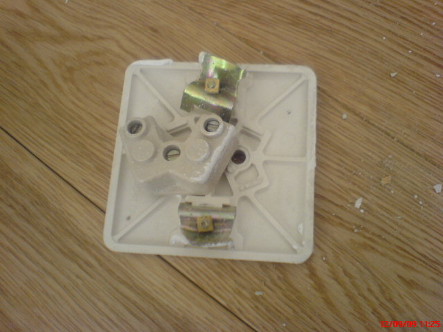 ELECTRICITE ALIMENTATION ELECTRIQUE TABLEAU DE REPARTITION 