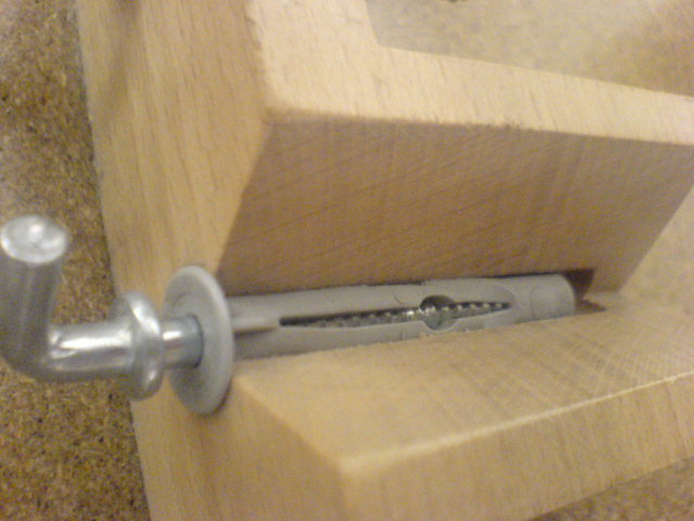 FORETS CHEVILLES POUR MATERIAUX PLEINS OU CREUX POUR FIXATION 