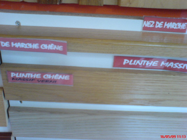 PARQUET FLOTTANT MASSIF PLINTHES POSE DES LAMES PREVOIR JOINT DE DILATATION CALES