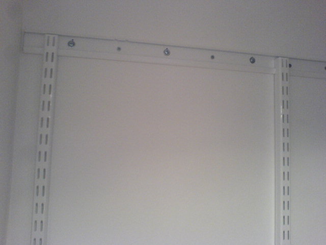 AMENAGER UN PLACARD UNE PENDERIE DEFONCEUSE PORTES COULISSANTES