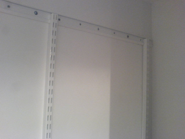 AMENAGER UN PLACARD UNE PENDERIE DEFONCEUSE PORTES COULISSANTES