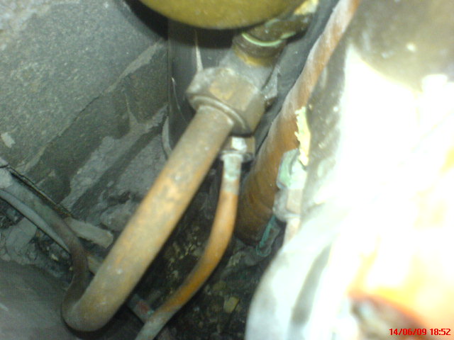 INSTALLER UN ROBINET UNE ROBINETTERIE POUR LA RENOVATION SALLE DE BAINS MELANGEUR MITIGEUR THERMOSTATIQUE
