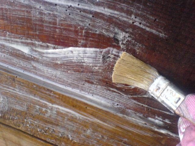 TRAITER LES SURFACES AU XYLOPHENE TRAITEMENT MEUBLES EN BOIS ANCIENS