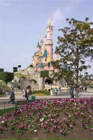 DISNEYLAND-PARIS-EURODISNEY-PARCS-DISNEY-HOTELS-BILLETS-PROMO-TARIFS-SNCF-PHOTOS-GRATUITES