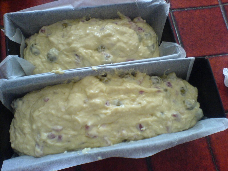 CAKE AUX OLIVES AU FOUR