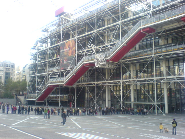L AMBASSADE D AUVERGNE PARIS BEAUBOURG GRENIER SAINT LAZARE AMBASSADE AUVERGNE PARIS