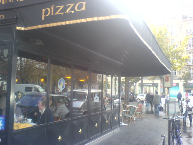 IRISH CORNER PARIS NATION RESTO RESTAU IRISH CORNER BIERE ST PATRICK 