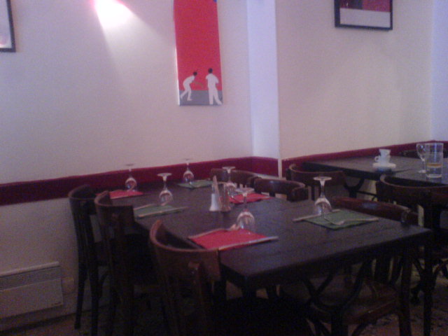 LA SIDRERIA RESTO CIDRERIE BASQUE BODEGA PARIS RUE MORET LA SIDRERIA 