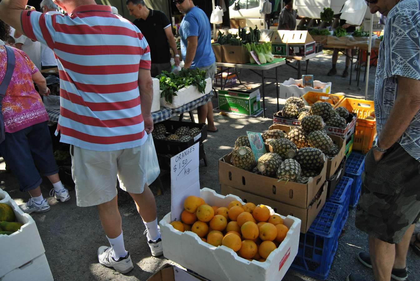 AUSTRALIE/MARKET AT PORT DOUGLAS SUNDAY MORNING