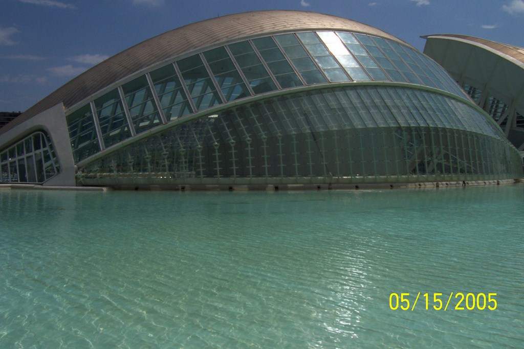 VALENCE-ESPAGNE-VALENCIA-ESPANA-CITE-DES-SCIENCES-ET-DES-ARTS-CIUDAD-DE-LAS-ARTES-Y-LAS-CIENCIAS-HEMISFERIC-OCEANOGRAFIC