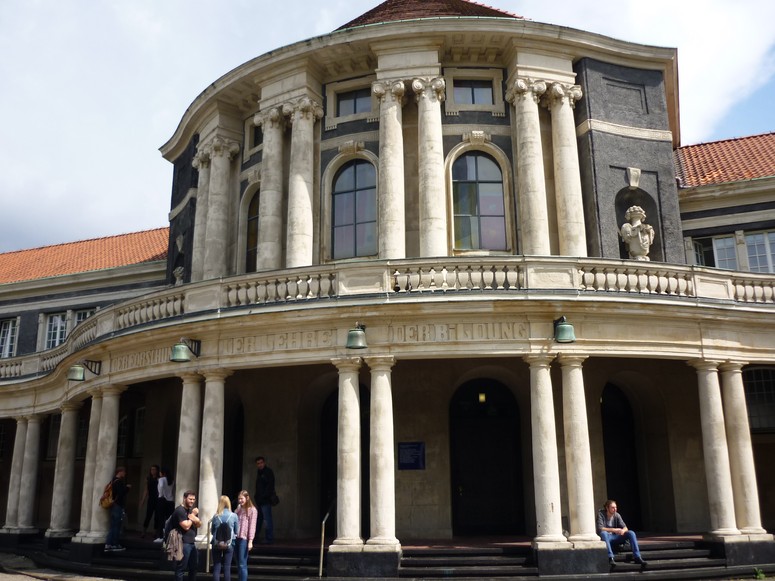 L'UNIVERSITE