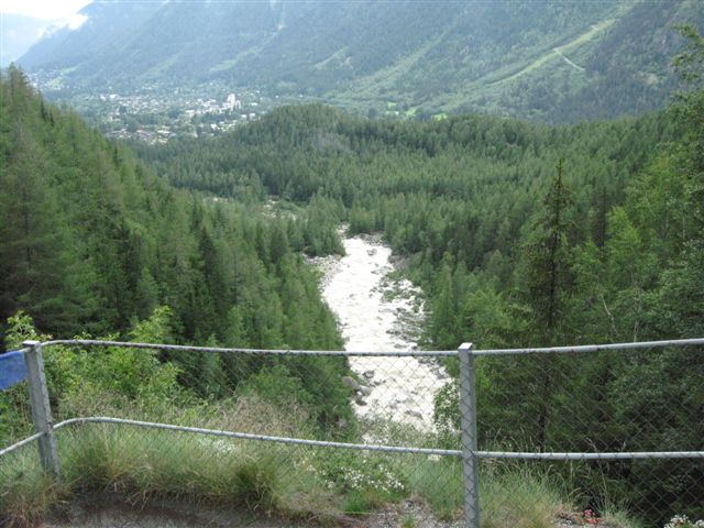 torrents photos gratuites montagne debit eau cours chenal ecoulement cone dejection sediments erosion flore glacieres alpes chamonix