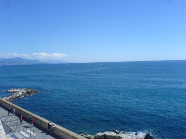 ANTIBES