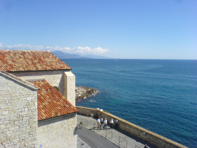 ANTIBES