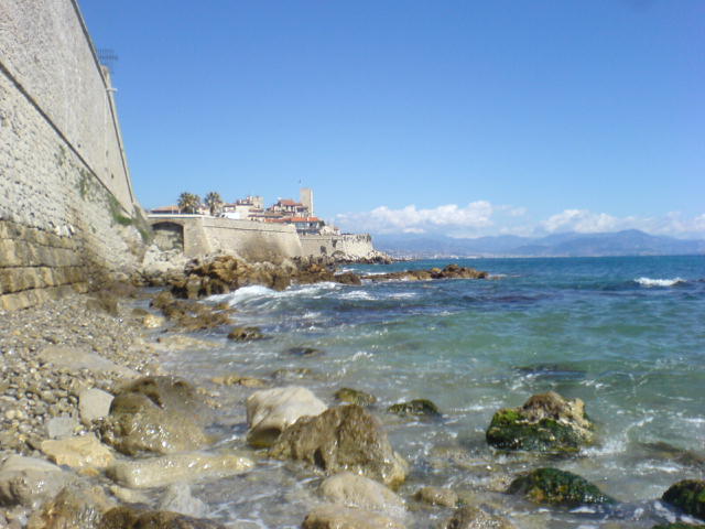 ANTIBES
