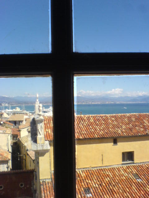 ANTIBES